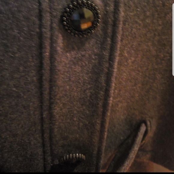 Jacket - Picture 3 of 4